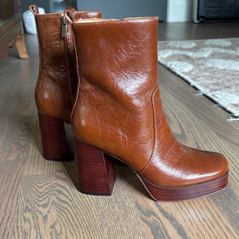 Marc Fisher Marysa Platform Boot 6.5